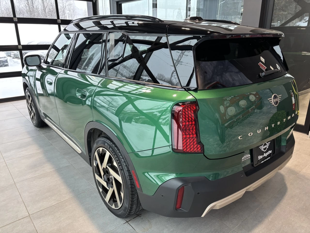 2025 Mini Cooper Countryman SE Main Image
