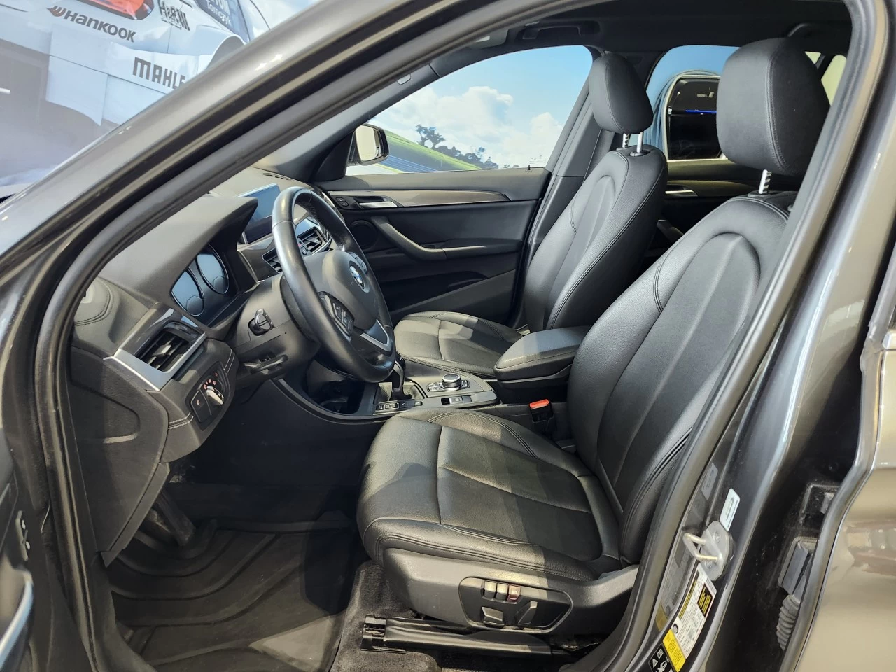 2020 BMW X1 xDrive28i Main Image