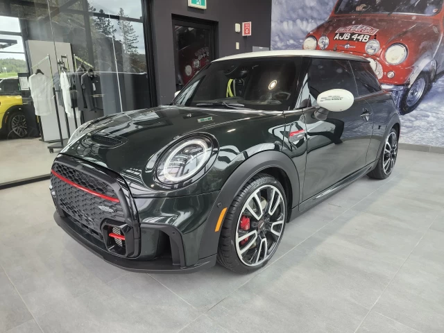 Mini Cooper John Cooper Works 2024