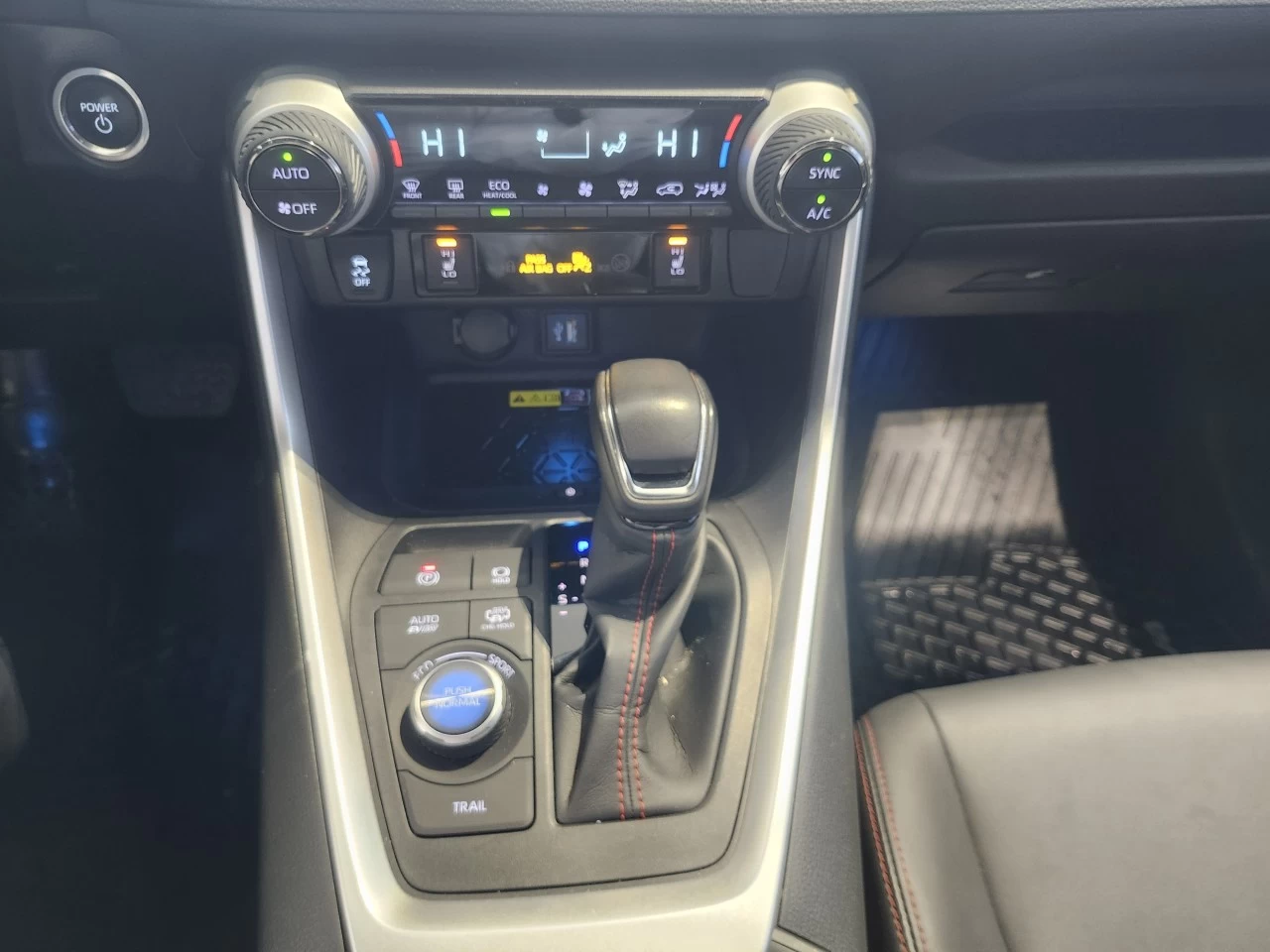 2023 Toyota RAV4 Prime XSE Image principale