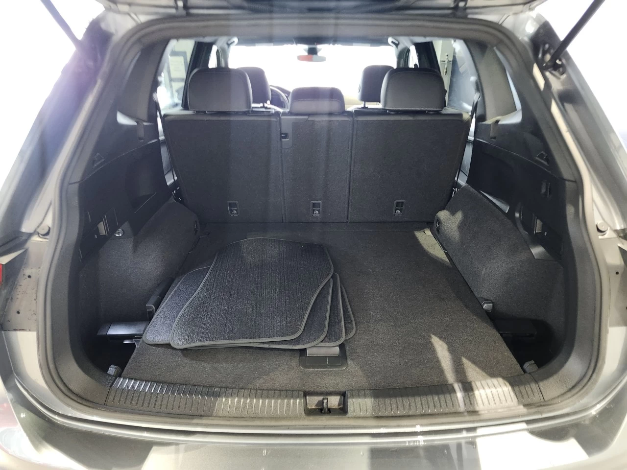 2022 Volkswagen Tiguan Comfortline R-Line Black Edition Image principale