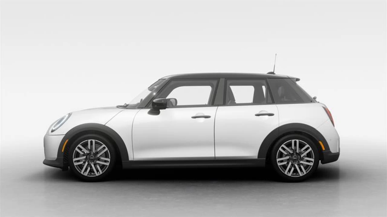 2026 MINI 5 Door Cooper C FWD Image principale