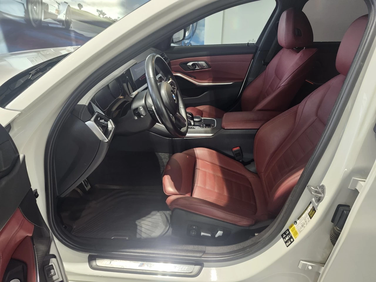 2022 BMW 3 series 330i xDrive Main Image