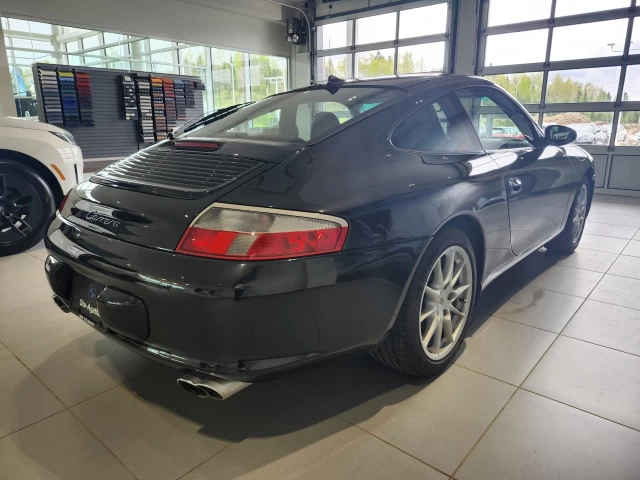 Porsche 911 Carrera 2004