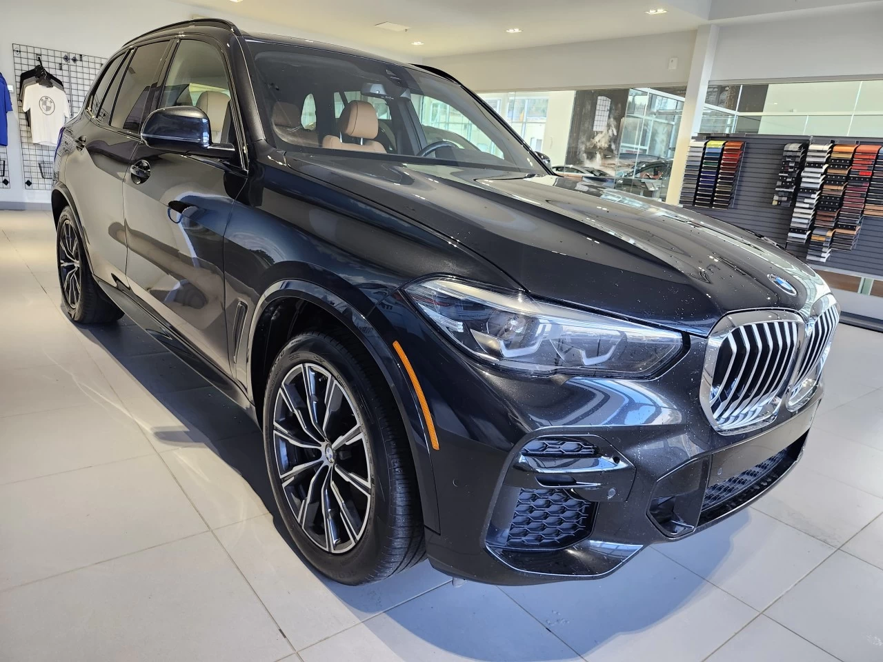 2022 BMW X5 xDrive40i Image principale