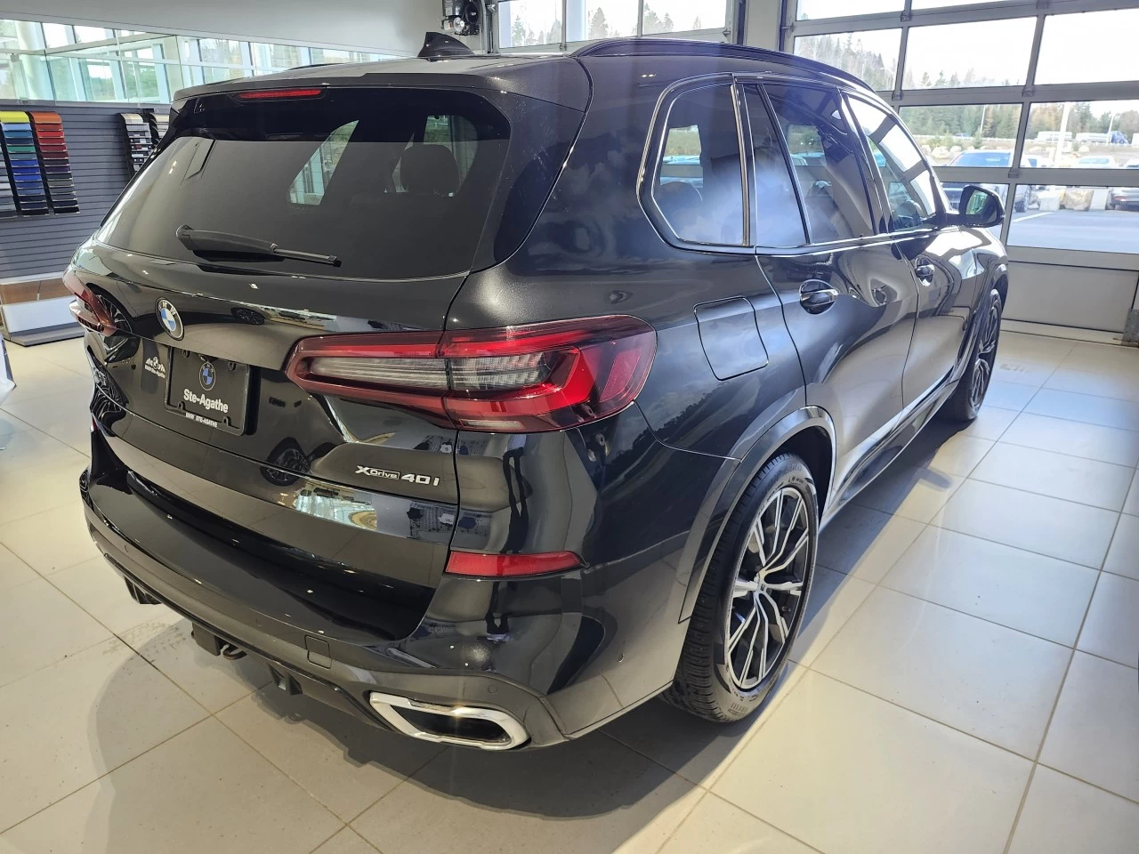 2022 BMW X5 xDrive40i Image principale