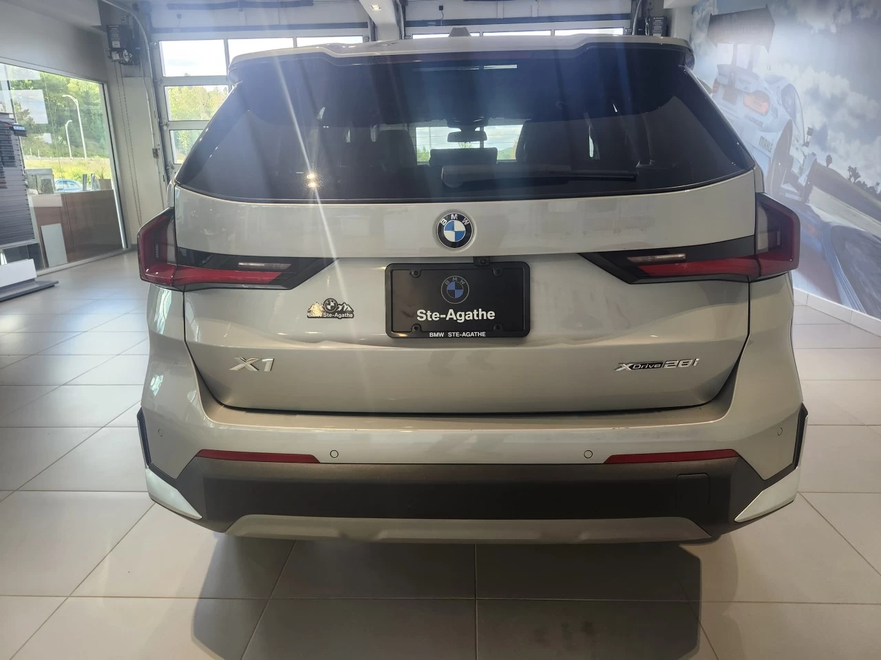 2024 BMW X1 xDrive28i Image principale