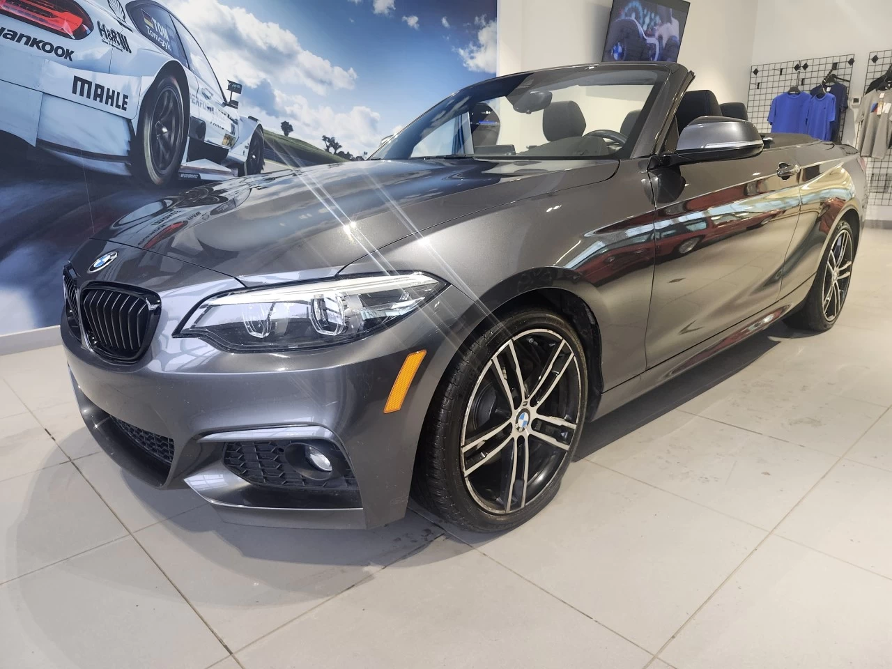 2020 BMW 2 Series 230i xDrive Convertible Image principale