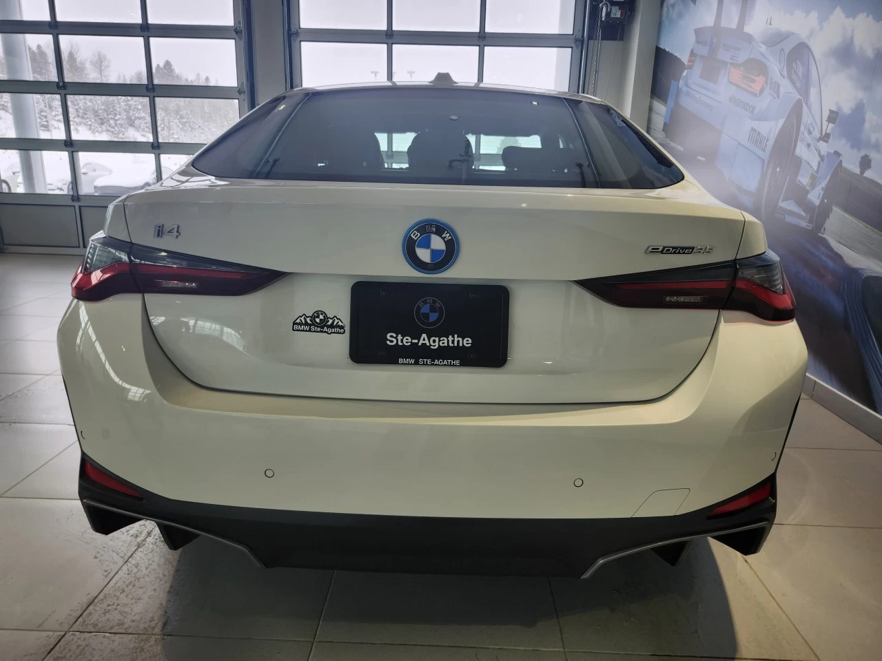 2023 BMW i4 eDrive35 Main Image