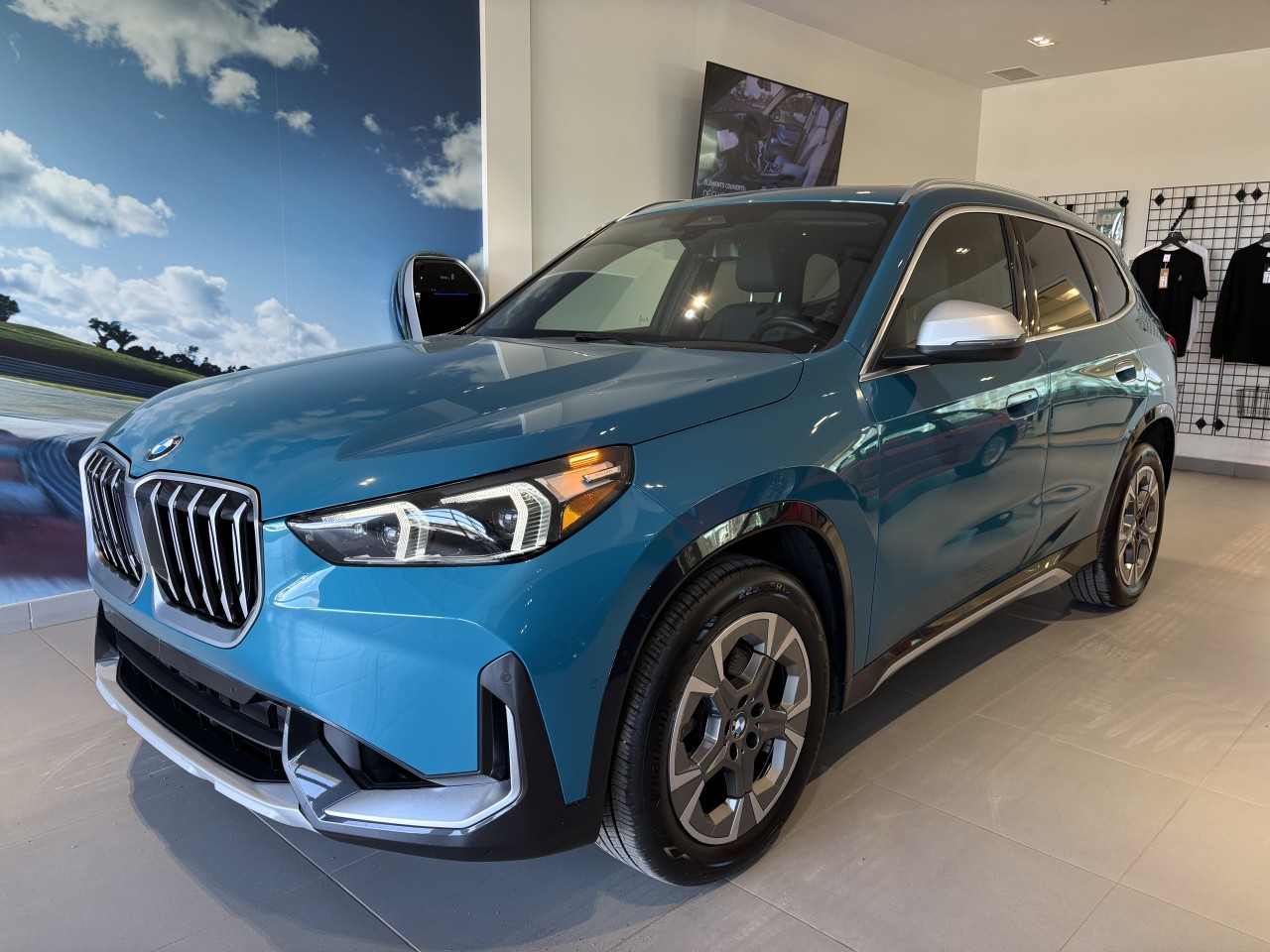BMW 2023 X1 xDrive28i